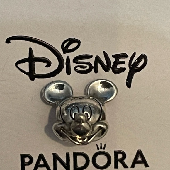 NIB Authentic Disney x Pandora Mickey Mouse Portrait charm - Picture 2 of 6